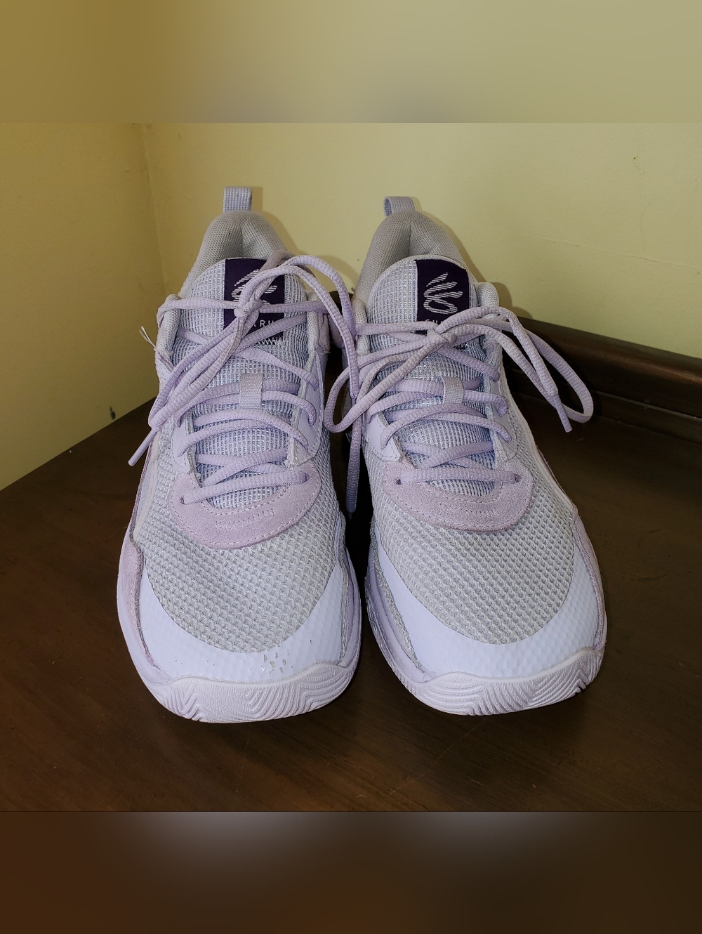 UNDER ARMOUR Curry 3z 24 Lavender Basketball Athletic Shoes Sz 10